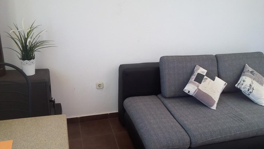 Apartments Nina Ravni Εξωτερικό φωτογραφία