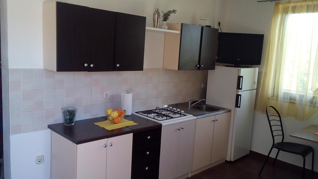 Apartments Nina Ravni Εξωτερικό φωτογραφία