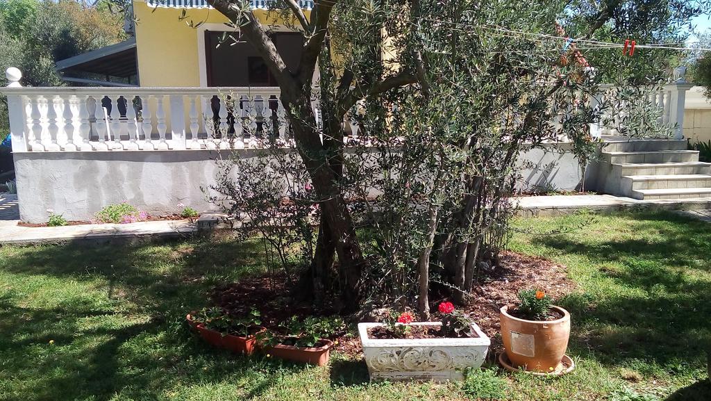 Apartments Nina Ravni Εξωτερικό φωτογραφία